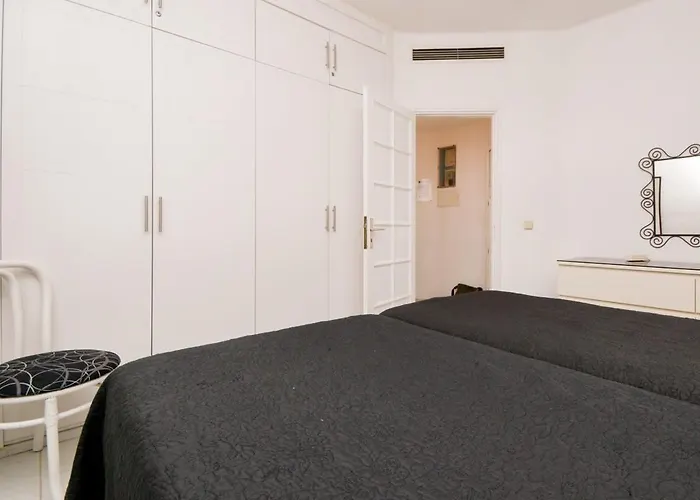 Club Atlantis 28 - One Bed Apartment